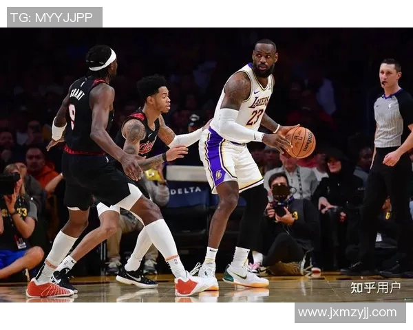 NBA开拓者对阵湖人精彩在线直播全程回顾与赛况分析